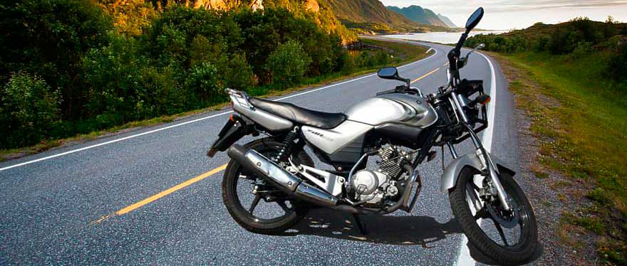 ae-Clavel-moto-A2.jpg